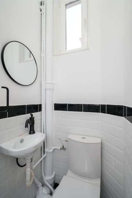 Exquisite Art Deco 2Br Apartment Prime Location Бухарест Екстер'єр фото