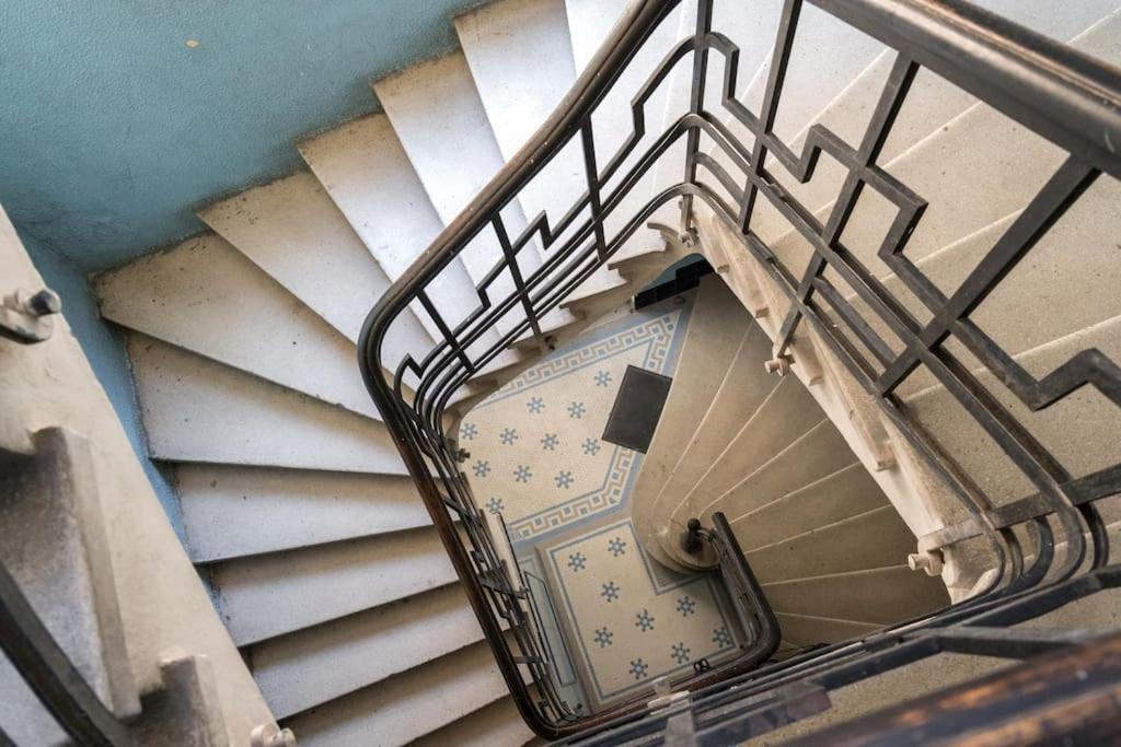 Exquisite Art Deco 2Br Apartment Prime Location Бухарест Екстер'єр фото